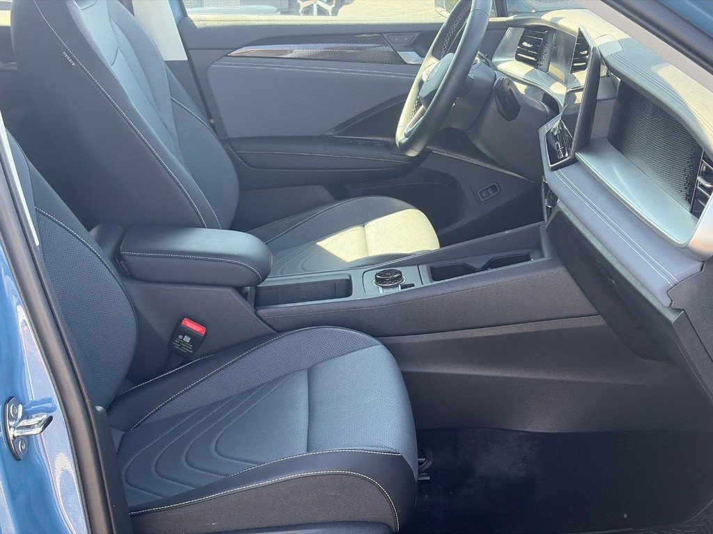Certified 2026 Volkswagen Tiguan SE FWD image 17