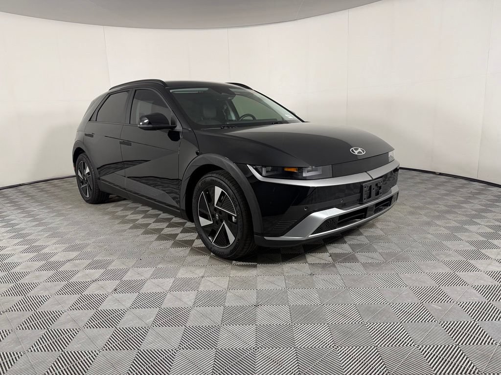 Used 2025 Hyundai Ioniq 5 SEL RWD image 4