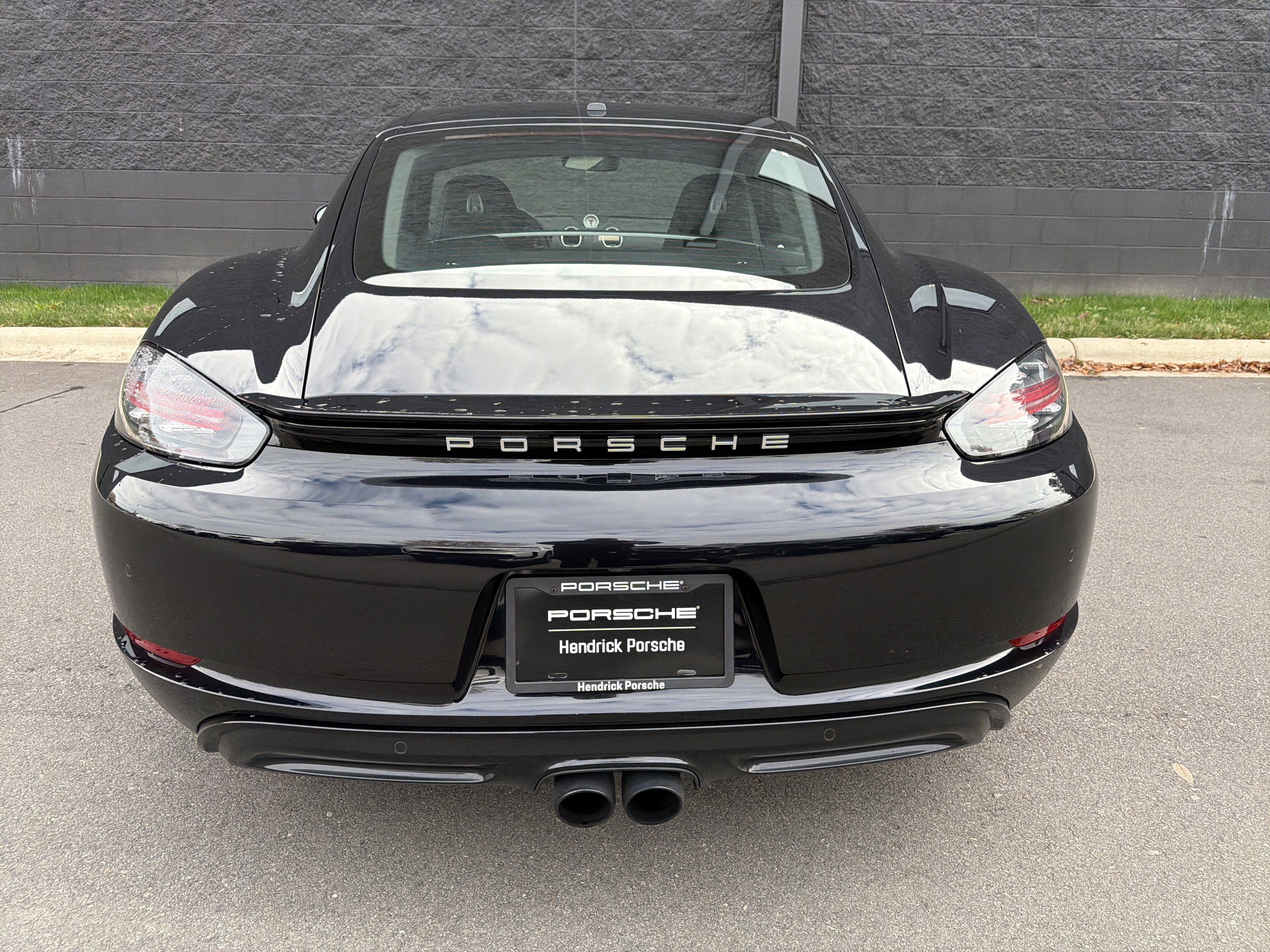 Certified 2025 Porsche 718 Cayman image 6