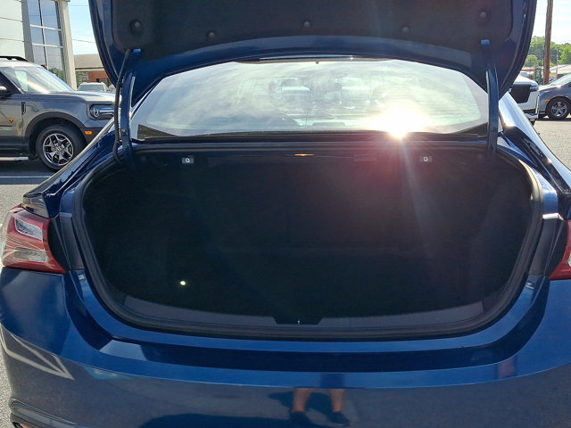 Used 2019 Chevrolet Malibu LT FWD image 28
