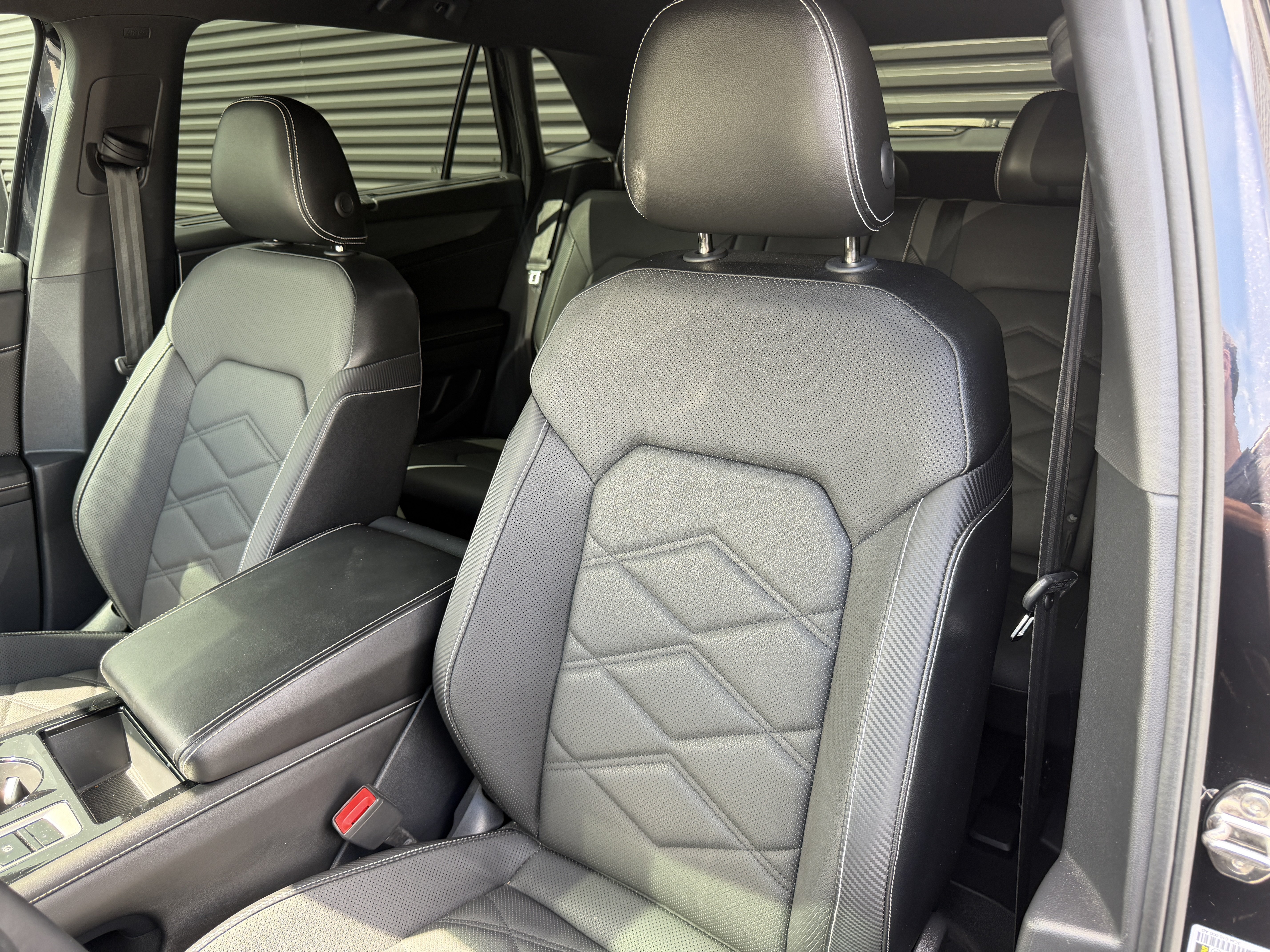 Used 2024 Volkswagen Atlas Cross Sport SE AWD/4WD image 14