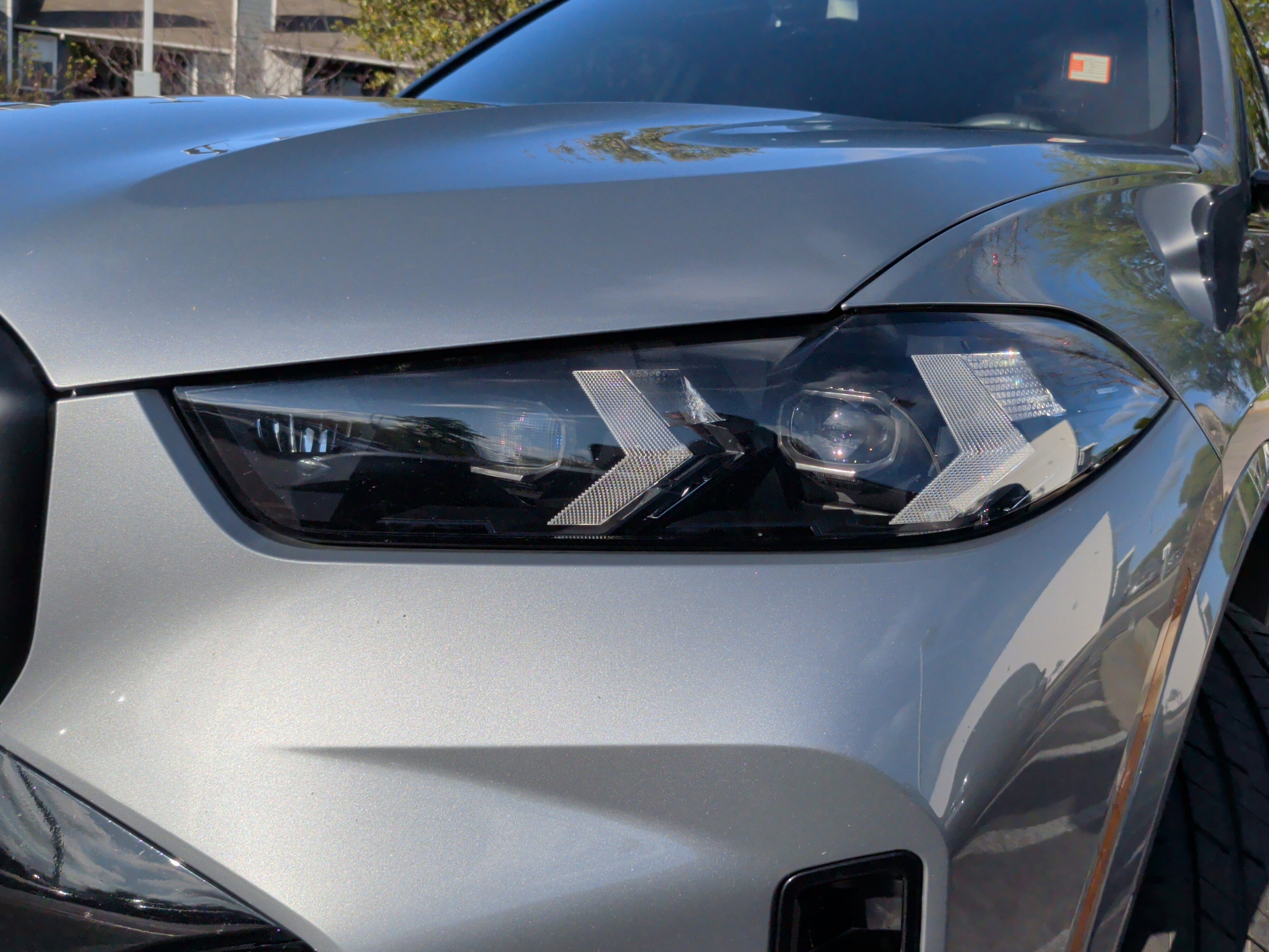 Certified 2024 BMW X5 xDrive40i w/ M Sport Package image 3