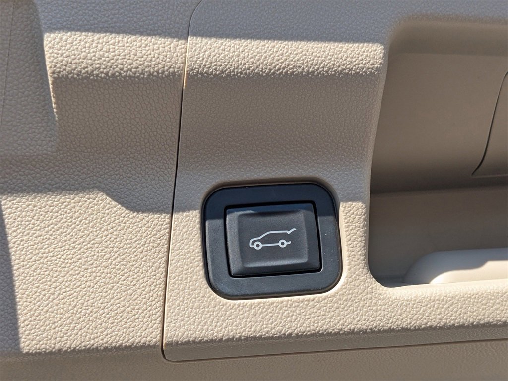 Used 2018 GMC Acadia Denali w/ Technology Package image 14