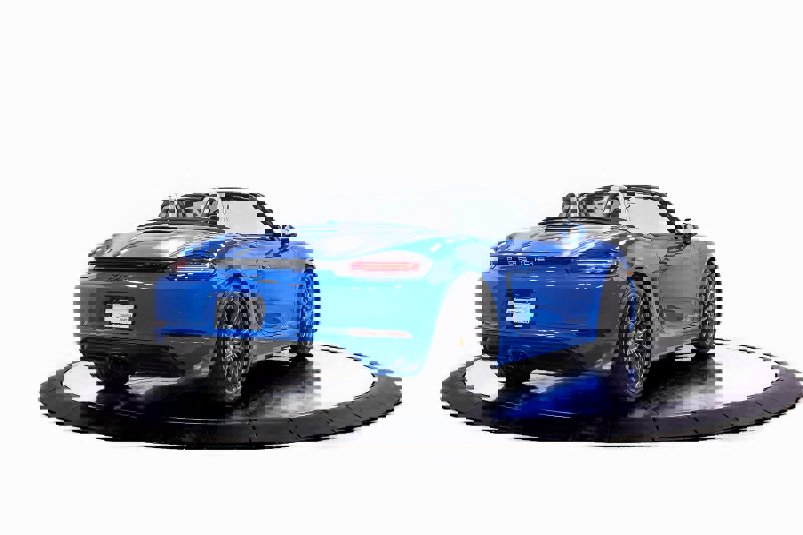 Certified 2025 Porsche 718 Boxster image 7