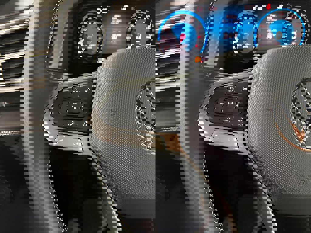 New 2026 Volkswagen Atlas Cross Sport SE image 12