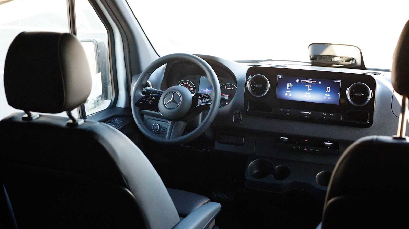 New 2026 Mercedes-Benz Sprinter 2500 image 19