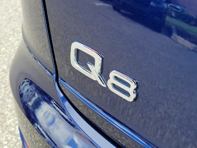 Used 2021 Audi Q8 Premium Plus AWD/4WD image 7