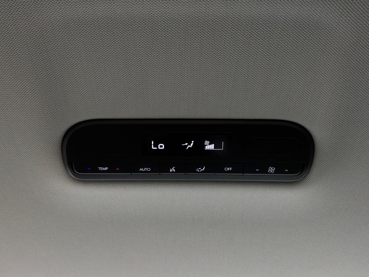 Used 2026 Hyundai Palisade SEL FWD image 17