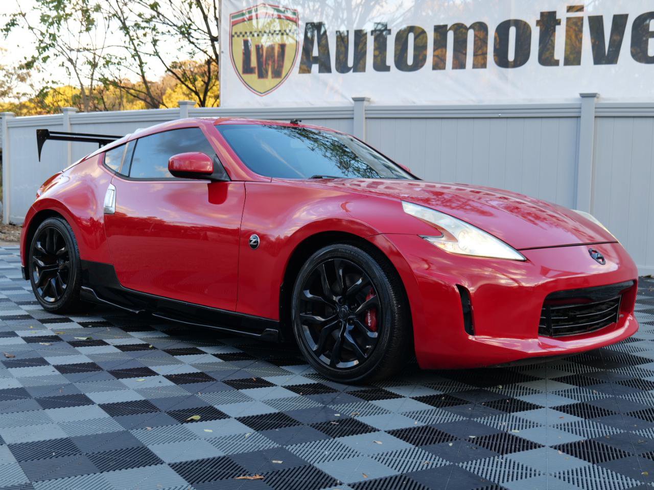 Used 2017 Nissan 370Z Coupe RWD image 61