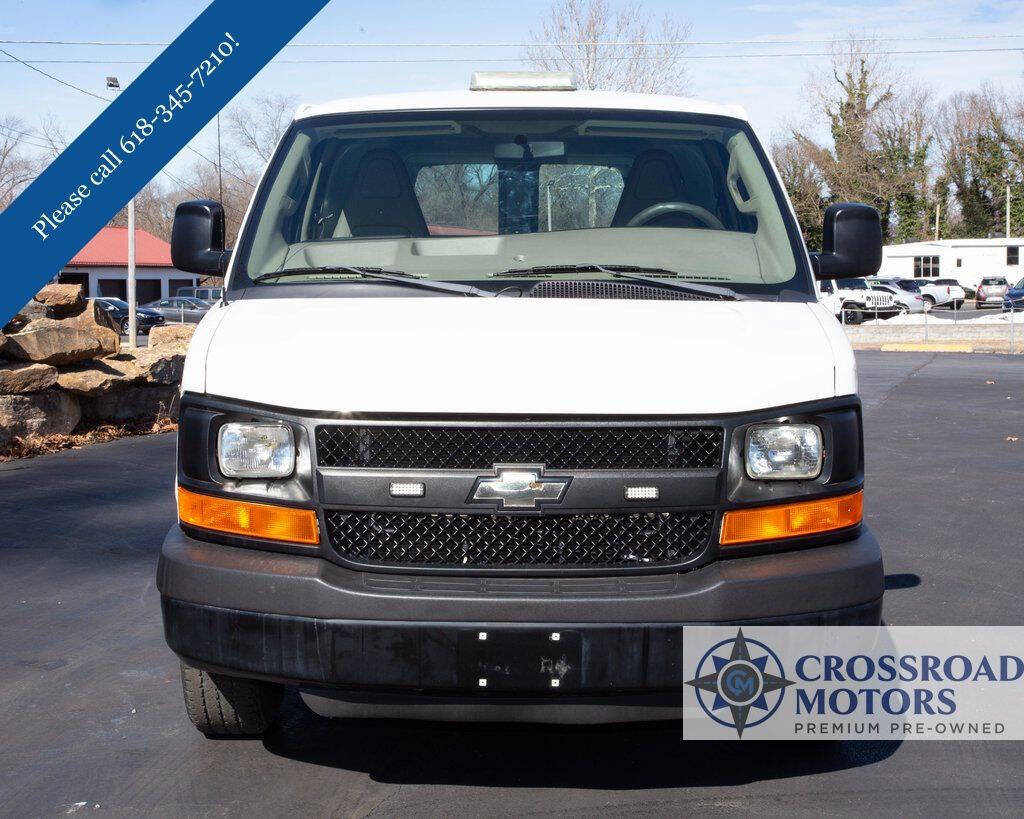 Used 2016 Chevrolet Express 2500 RWD image 5