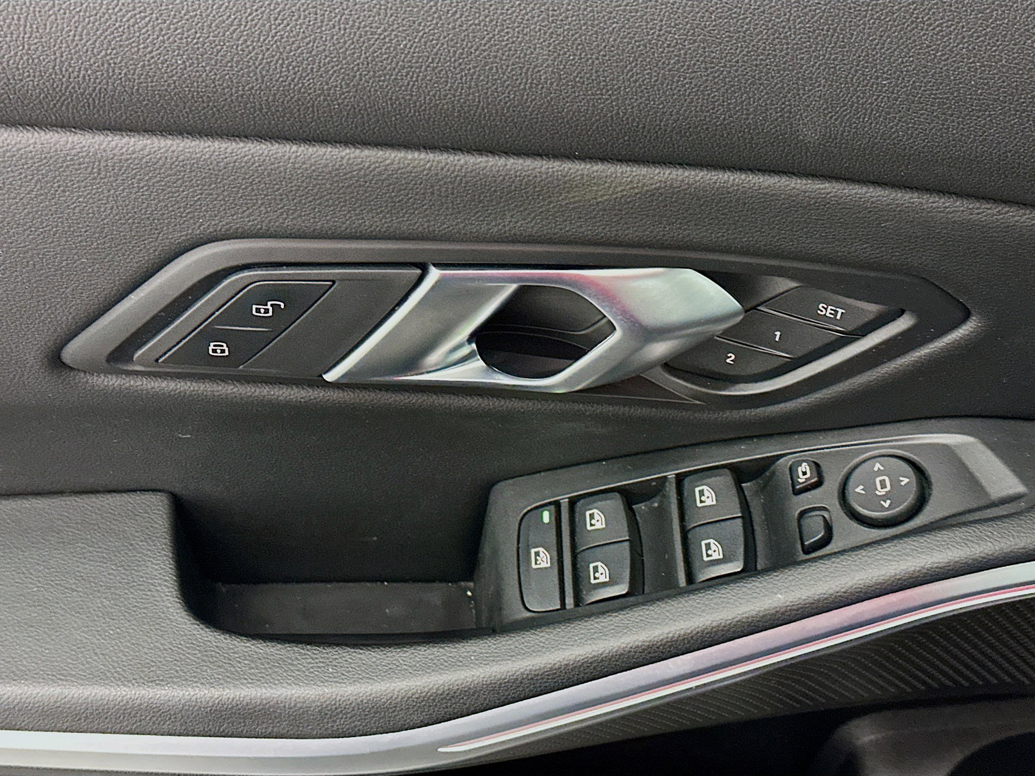 Used 2025 BMW 330i xDrive Sedan image 15