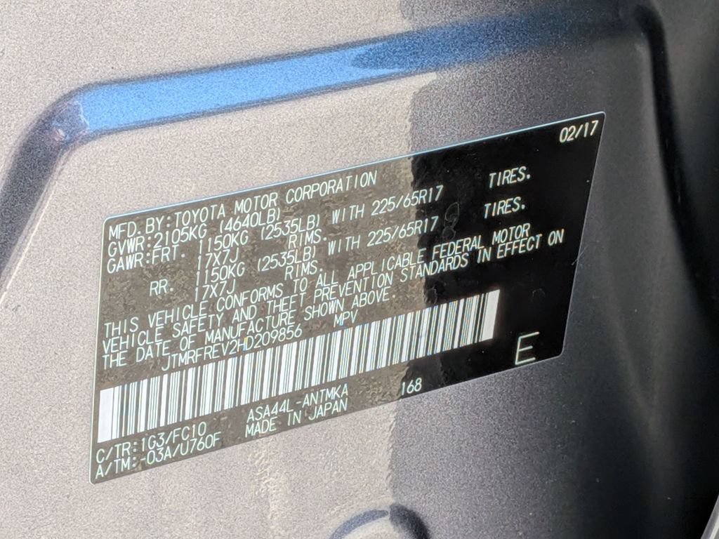 Used 2017 Toyota RAV4 XLE w/ Plus Special Value Package AWD/4WD image 33