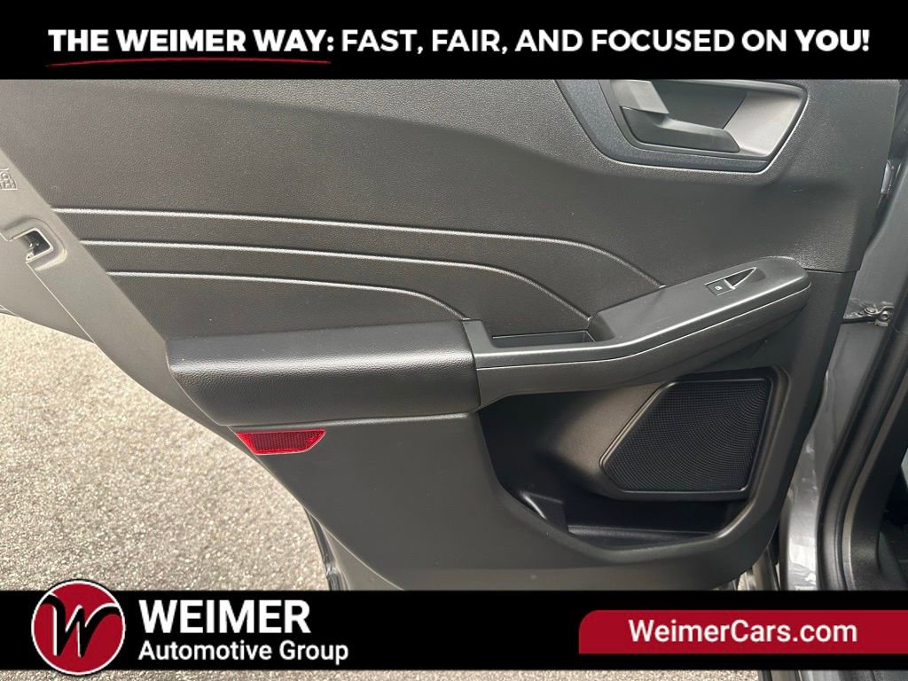Used 2023 Ford Escape Active AWD/4WD image 21