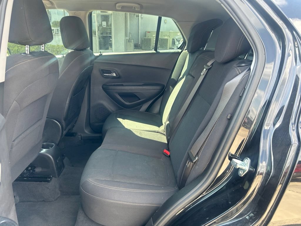 Used 2019 Chevrolet Trax LS FWD image 11