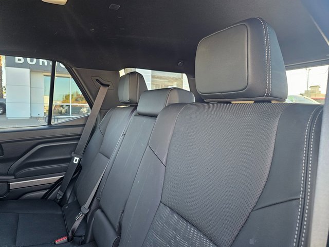 Used 2025 Toyota 4Runner TRD Off-Road Premium image 16