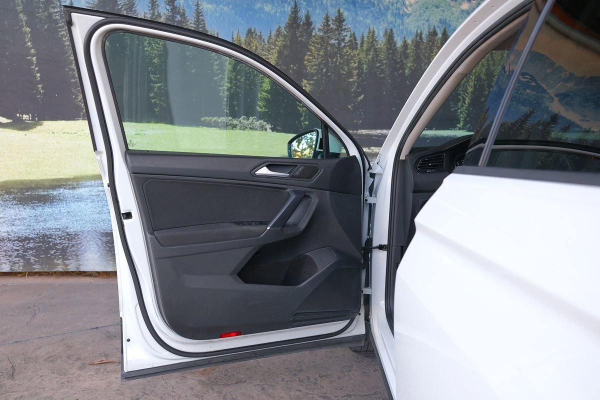 Used 2020 Volkswagen Tiguan S FWD image 10