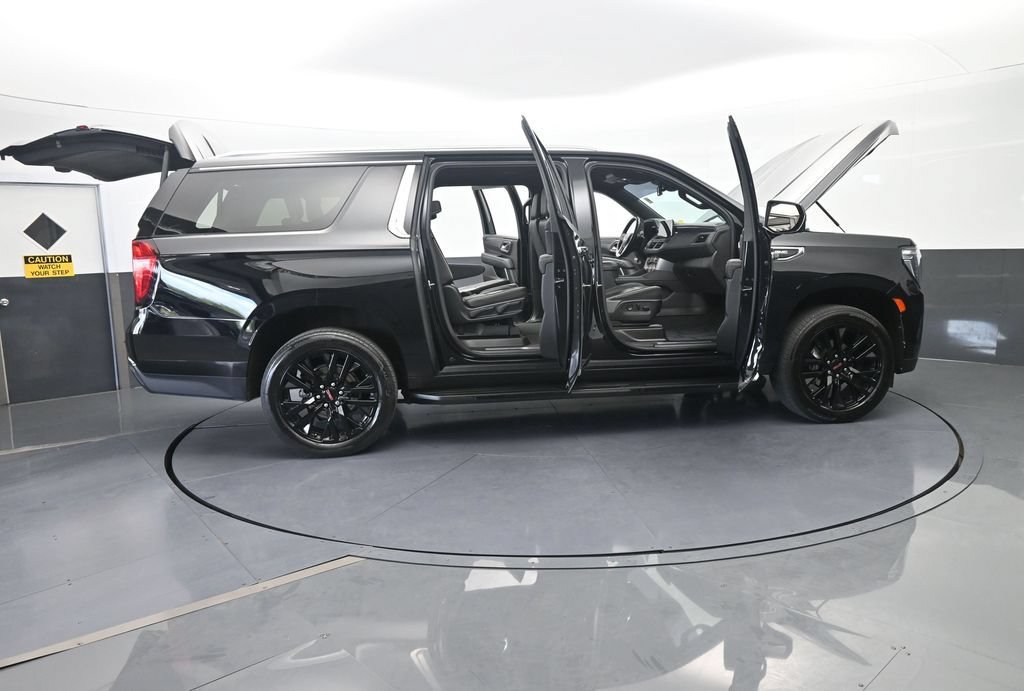 Used 2024 GMC Yukon XL SLT w/ SLT Luxury Package RWD image 83