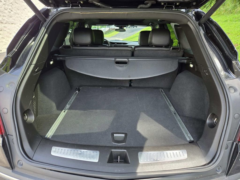 Used 2022 Cadillac XT5 Premium Luxury image 14