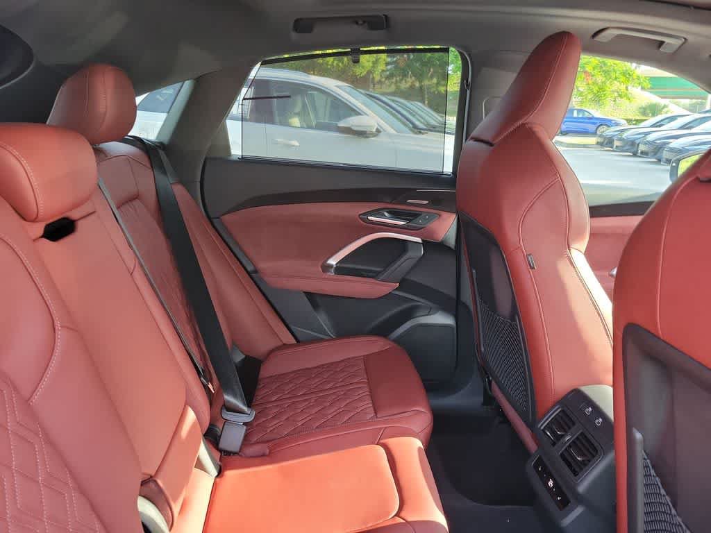 New 2026 Audi SQ5 Prestige AWD/4WD image 13