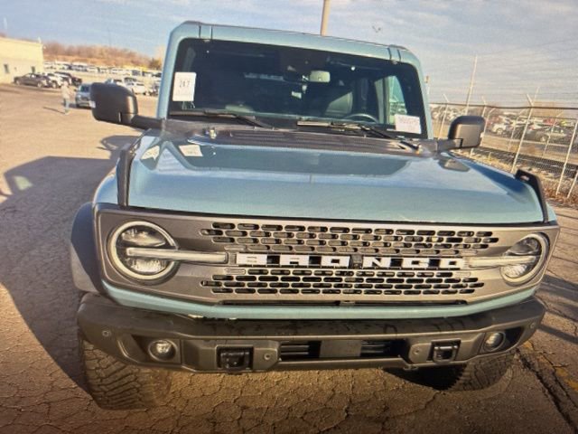 Used 2023 Ford Bronco Badlands image 11