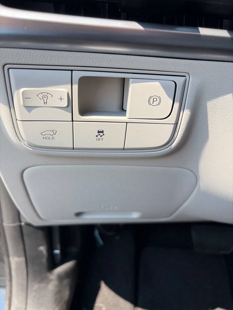 Used 2025 Hyundai Tucson Limited AWD/4WD image 13