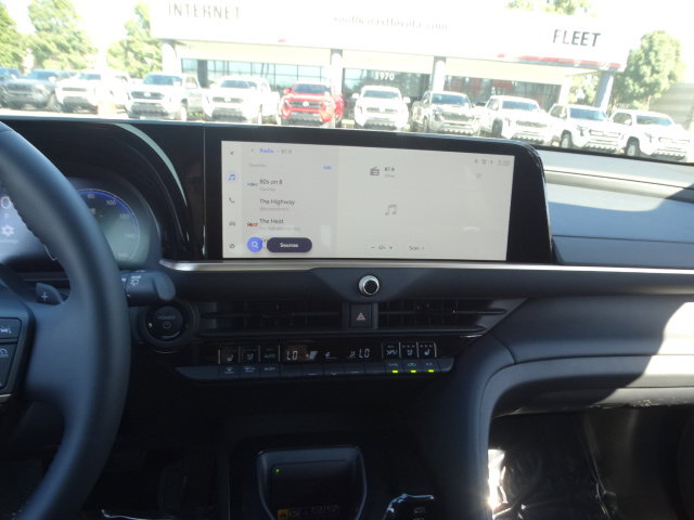 New 2026 Toyota Crown Signia AWD/4WD image 18