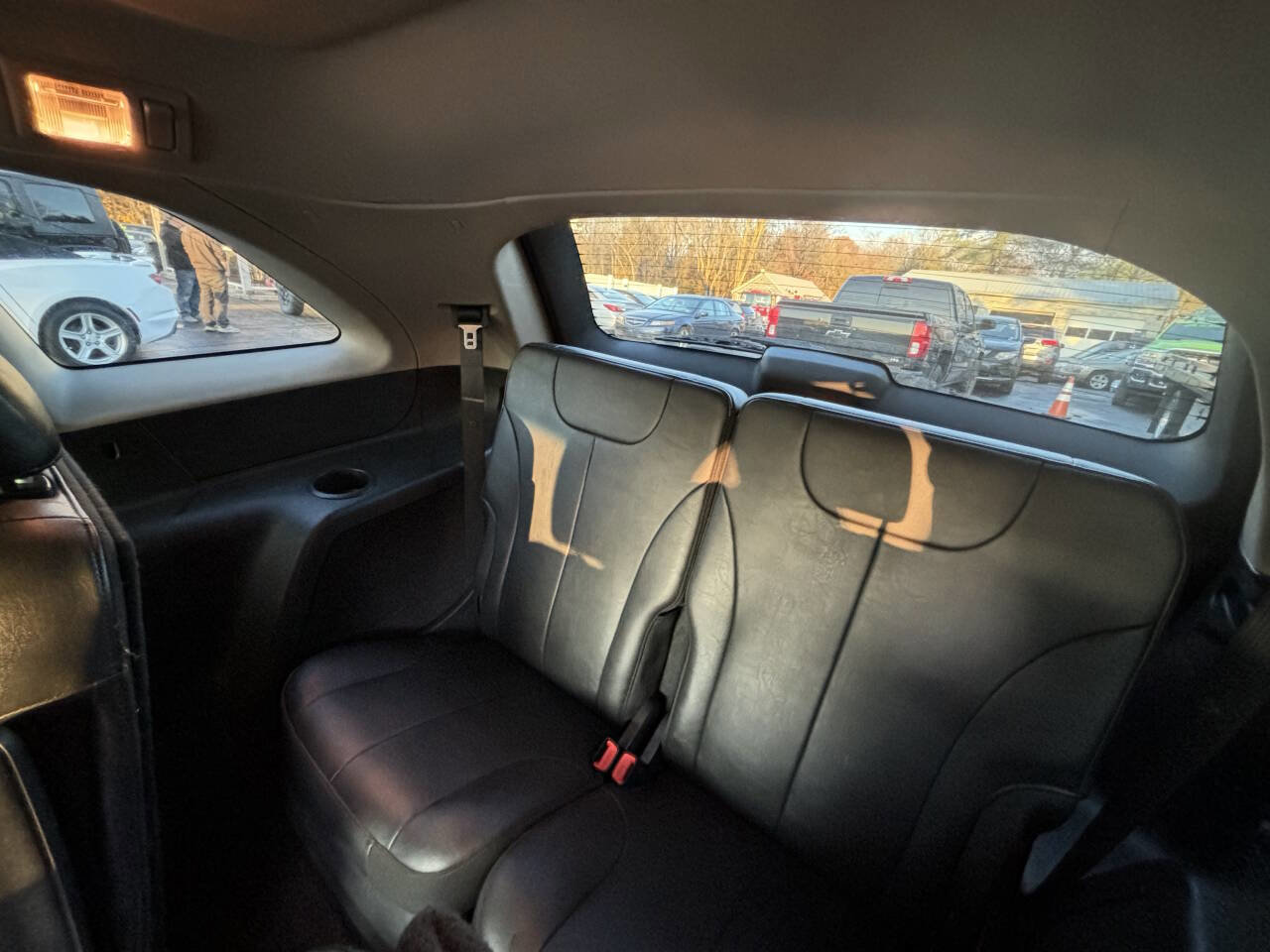 Used 2005 Chrysler Pacifica Touring w/ Comfort Convenience Group image 15