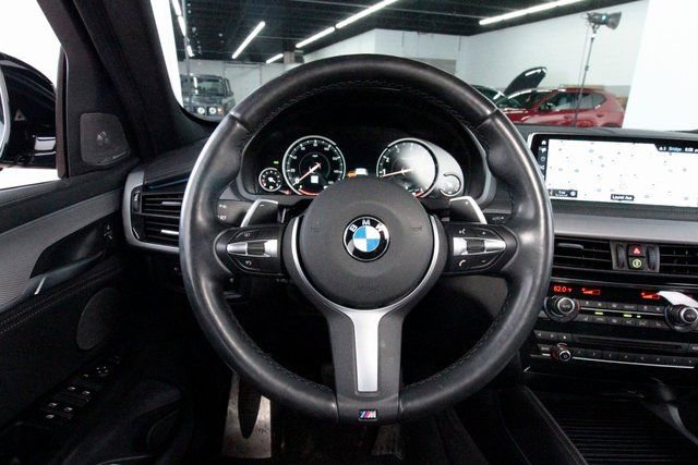 Used 2019 BMW X6 xDrive50i w/ M Sport Package image 11