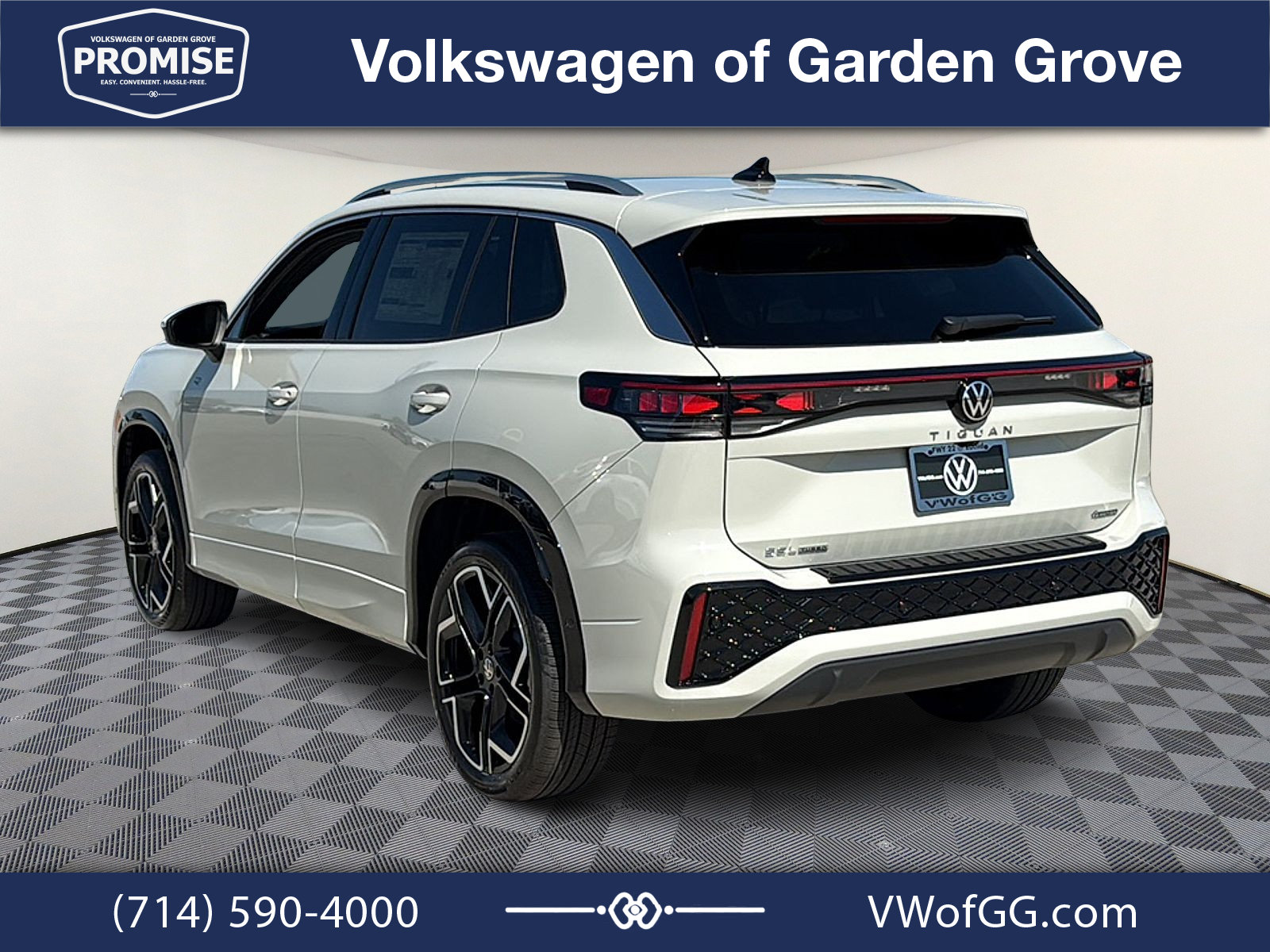 New 2026 Volkswagen Tiguan SEL R-Line AWD/4WD image 6