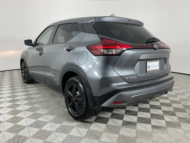 Used 2024 Nissan Kicks S FWD image 4