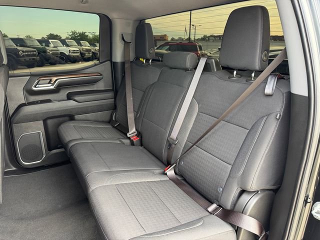Used 2023 Chevrolet Silverado 1500 LT AWD/4WD image 17