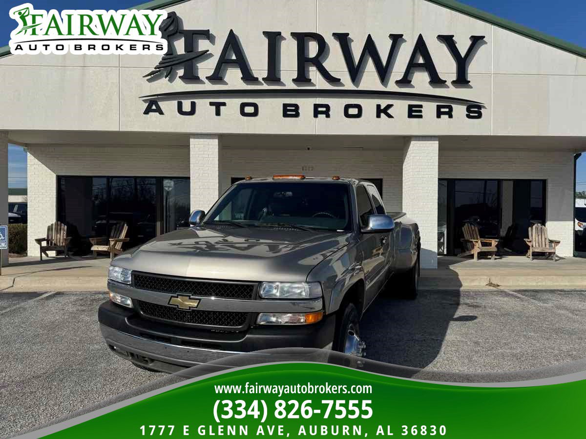 Used 2001 Chevrolet Silverado 3500 LS w/ Off-Road Skid Plate Pkg AWD/4WD image 1