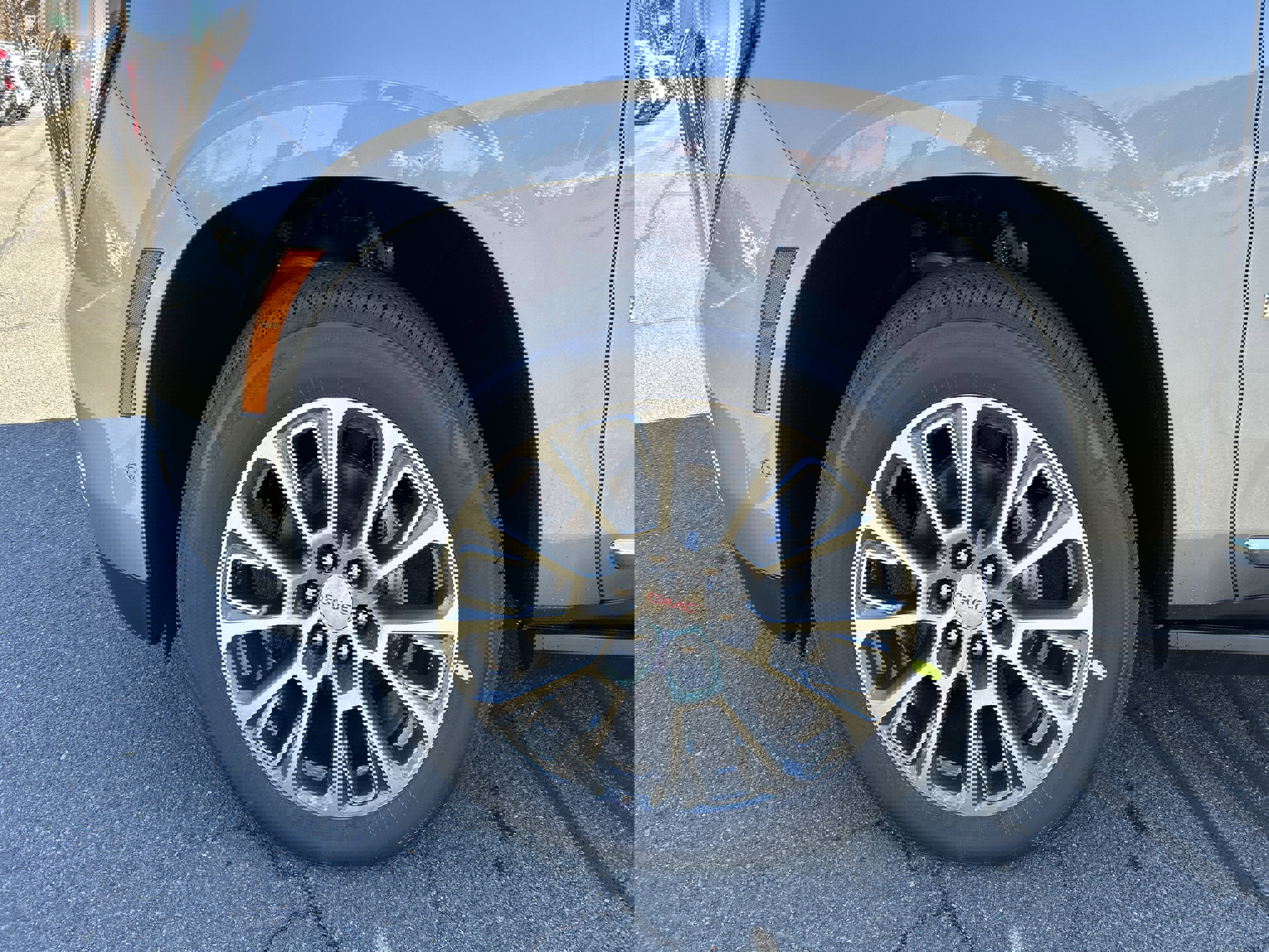 New 2026 GMC Yukon XL Denali w/ Denali Reserve Package image 4