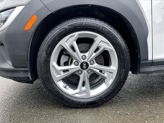 Used 2023 Hyundai Kona SEL w/ Convenience Package image 9