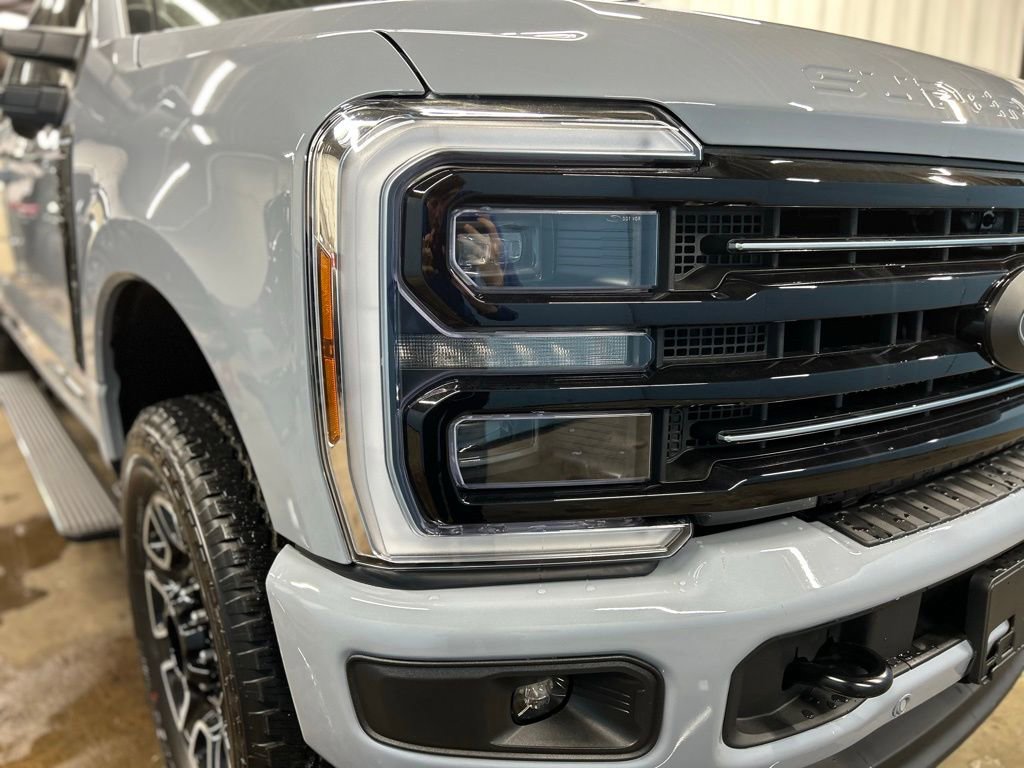 New 2026 Ford F250 Platinum image 2