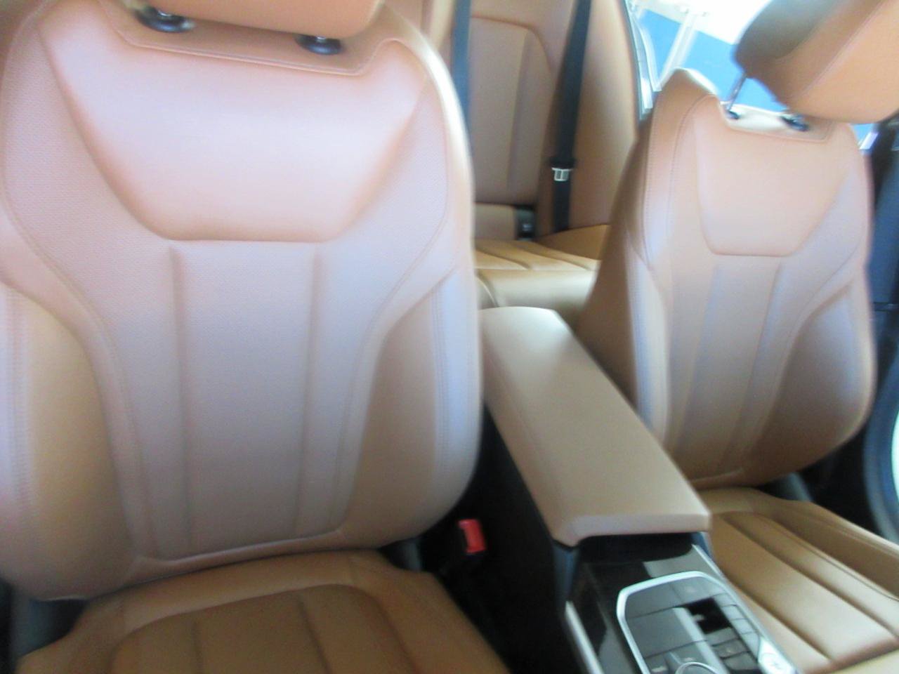 Used 2023 BMW 330i Sedan w/ Driving Assistance Package RWD image 32