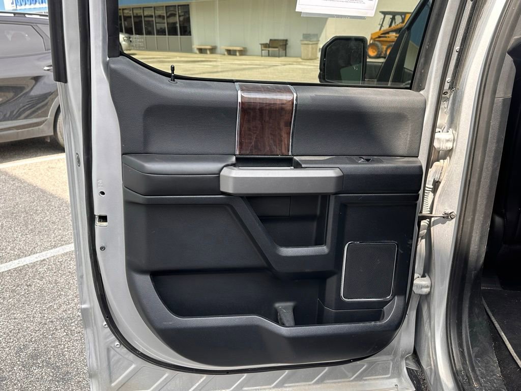 Used 2017 Ford F150 Platinum image 15
