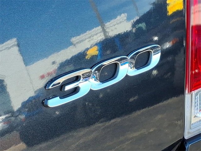 Certified 2019 Chrysler 300 Limited image 11