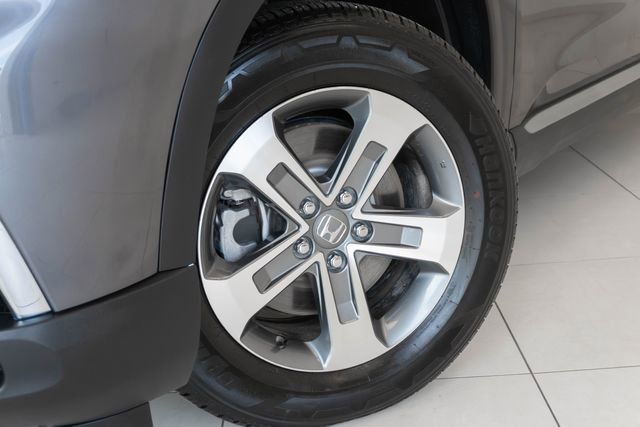Used 2025 Honda Pilot EX-L image 2