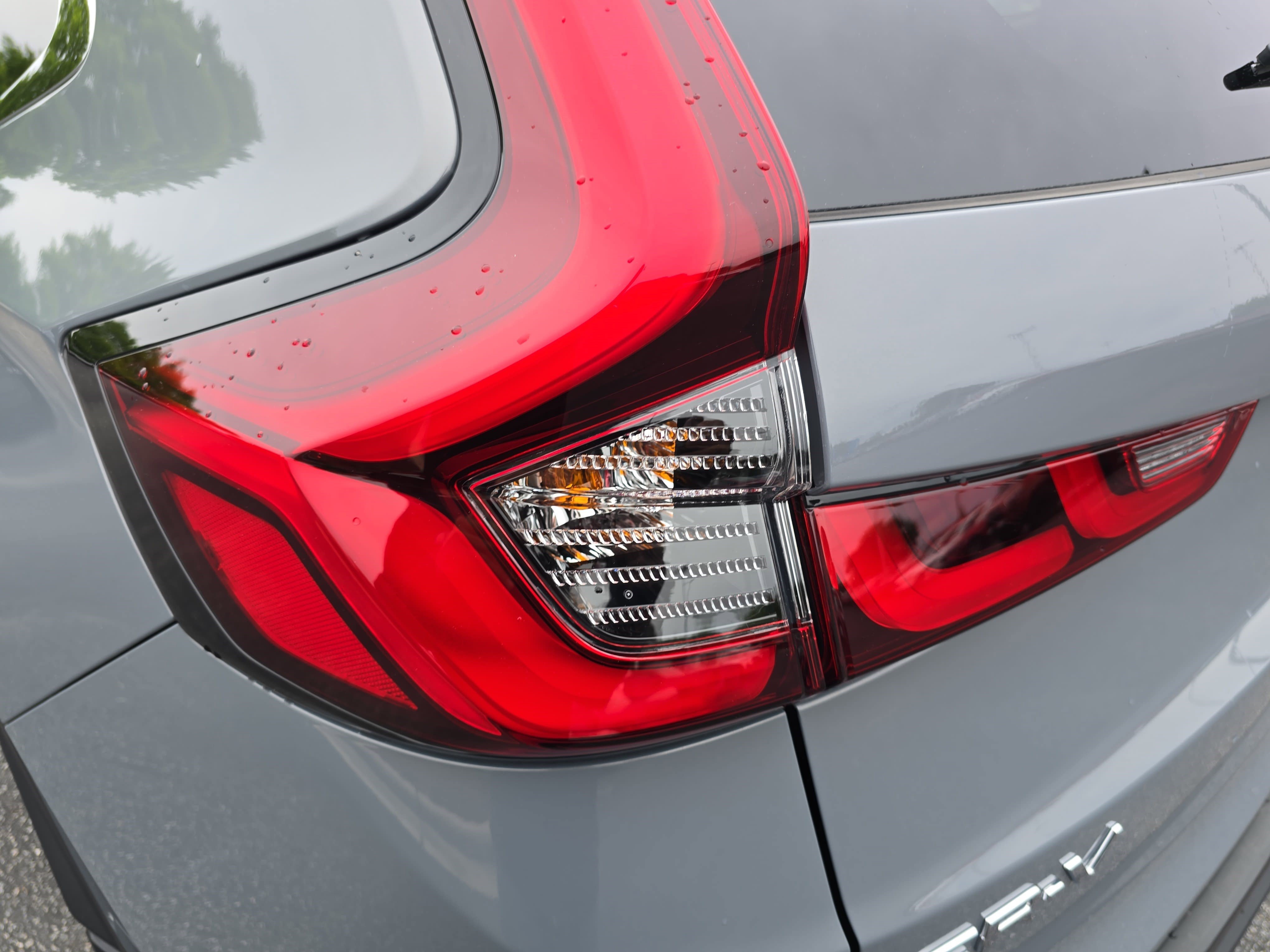 Used 2025 Honda CR-V EX image 33