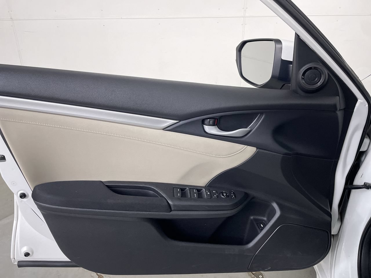 Used 2017 Honda Civic EX image 10