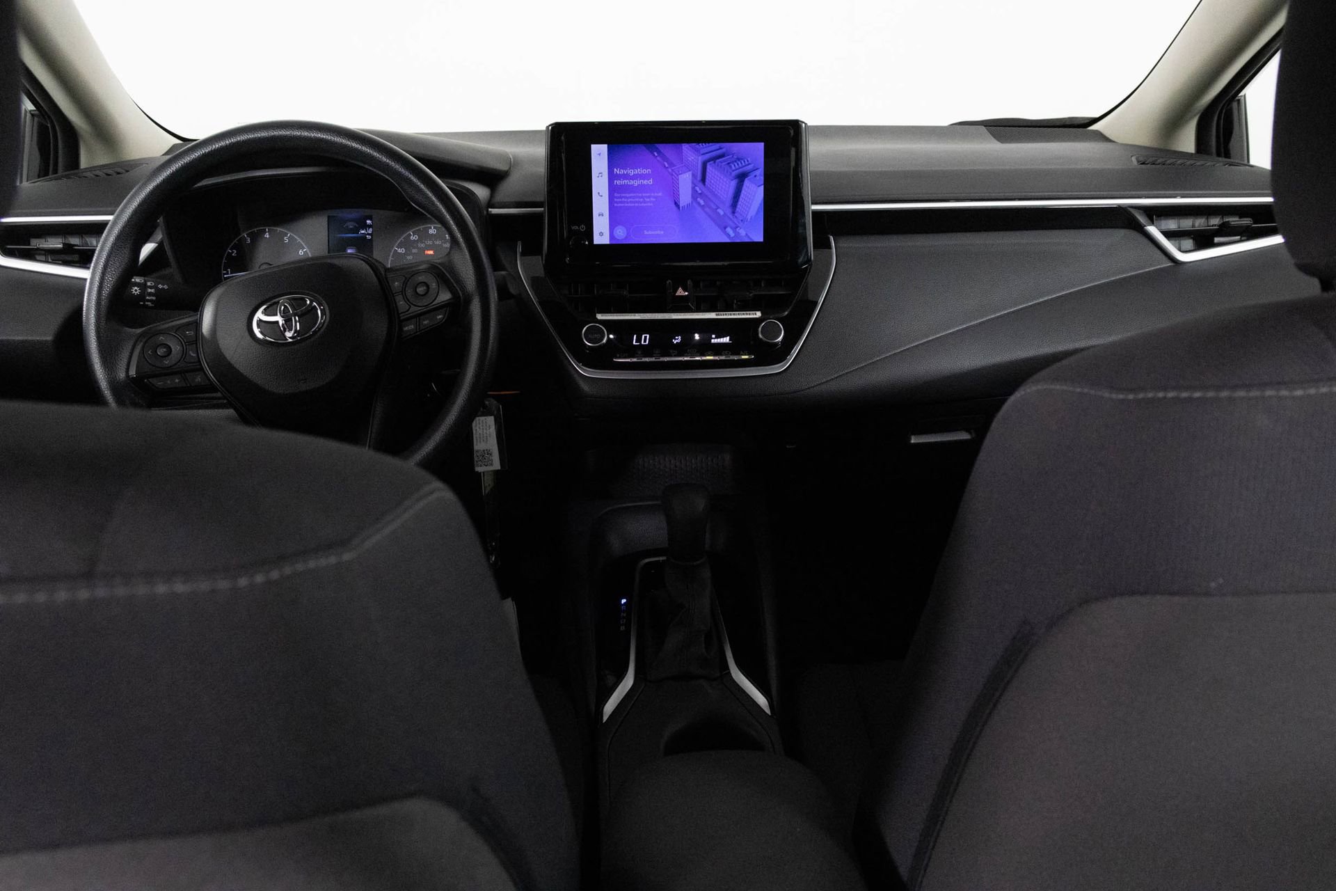 Used 2024 Toyota Corolla LE image 19