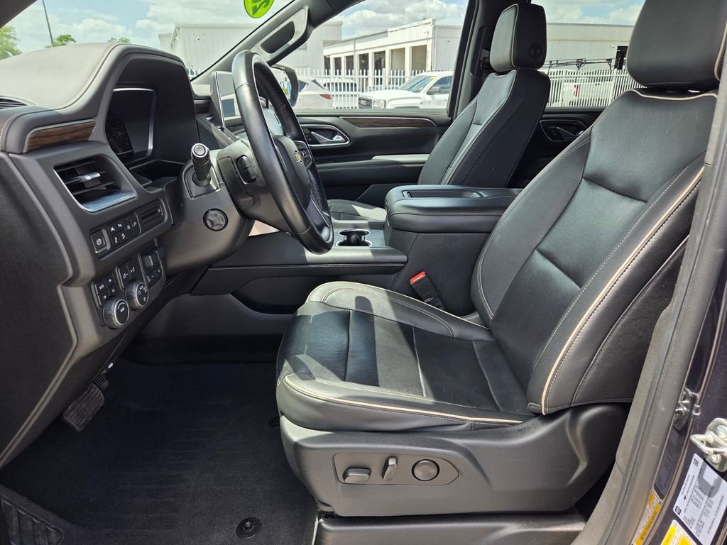 Certified 2022 Chevrolet Tahoe Premier w/ Max Trailering Package AWD/4WD image 5