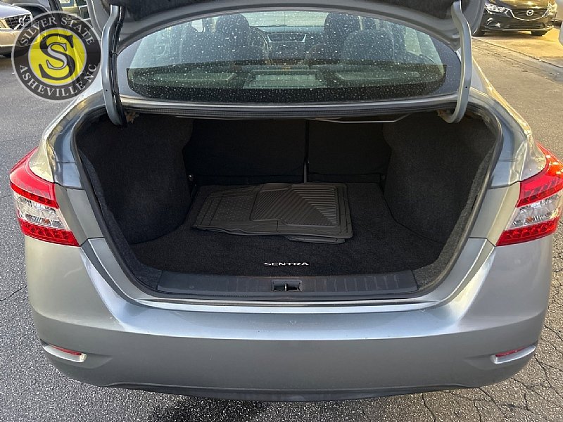 Used 2013 Nissan Sentra SV image 23