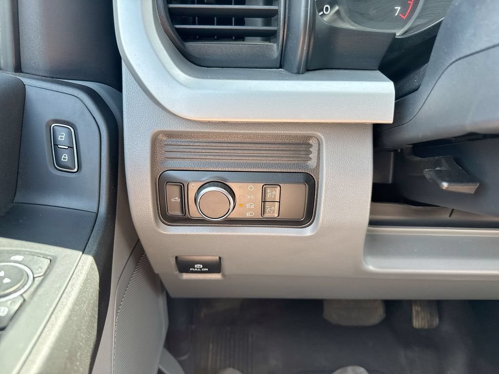 Used 2023 Ford F350 XL AWD/4WD image 18