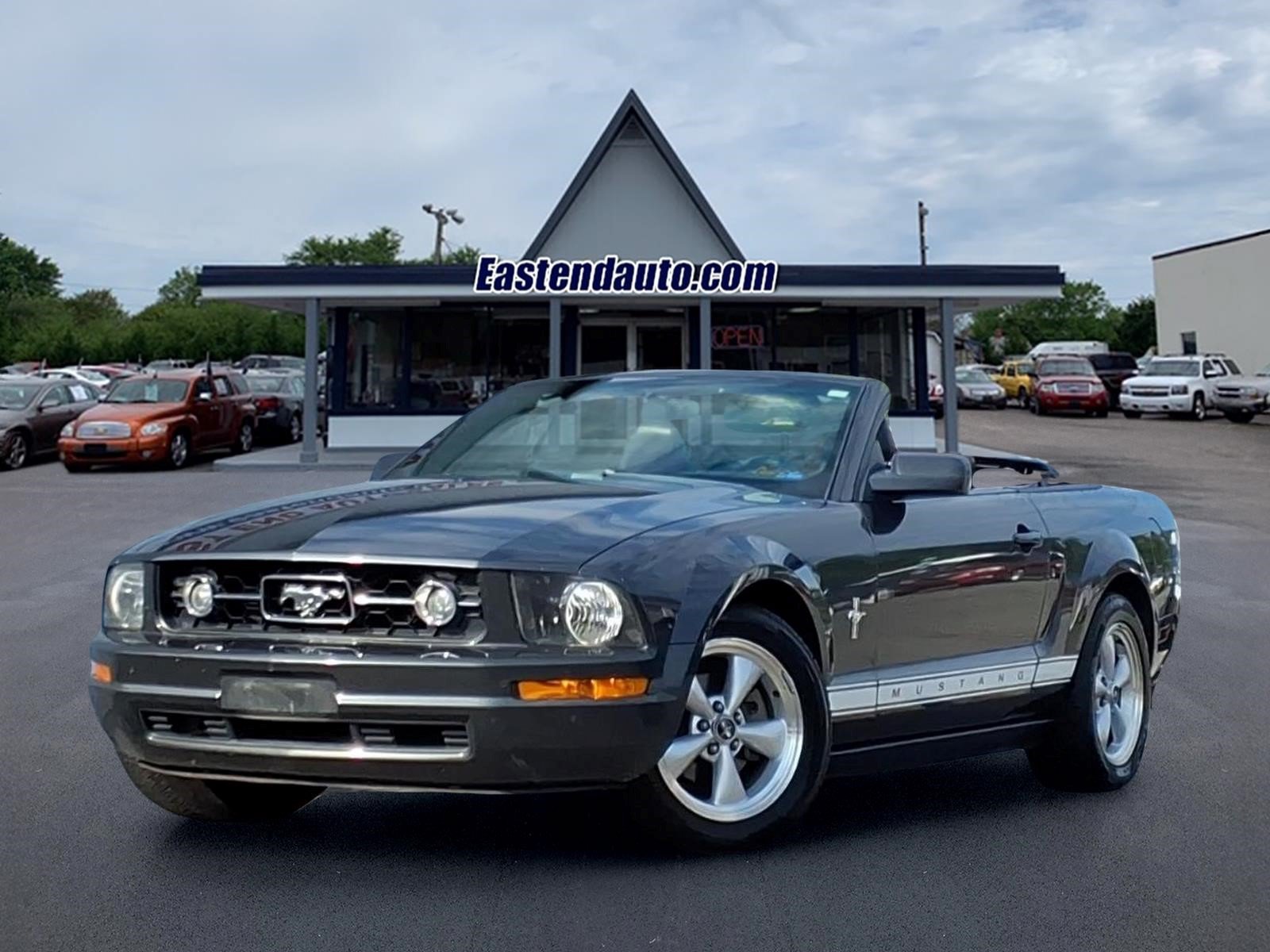 Used 2008 Ford Mustang Premium RWD image 1