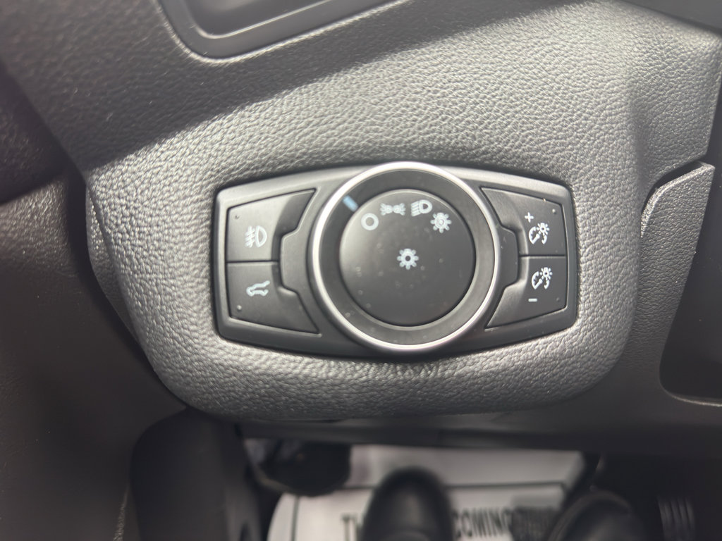 Used 2017 Ford Escape SE w/ Equipment Group 201A image 14