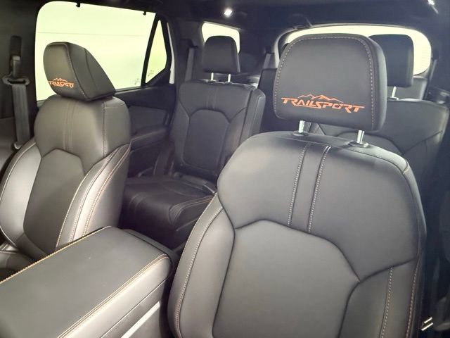Used 2025 Honda Pilot TrailSport image 28