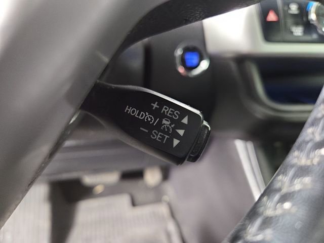 Used 2019 Toyota Highlander SE image 25