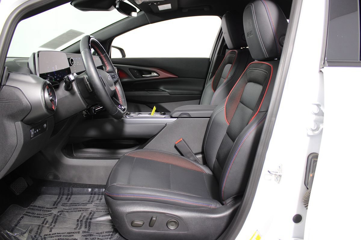 Used 2024 Chevrolet Equinox EV RS w/ Active Safety Package 3 AWD/4WD image 8